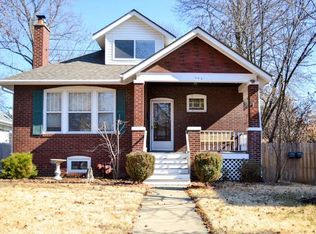 422 S High St, Belleville, IL