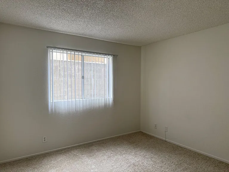 Foothill Blvd. Apartments — Photo 10