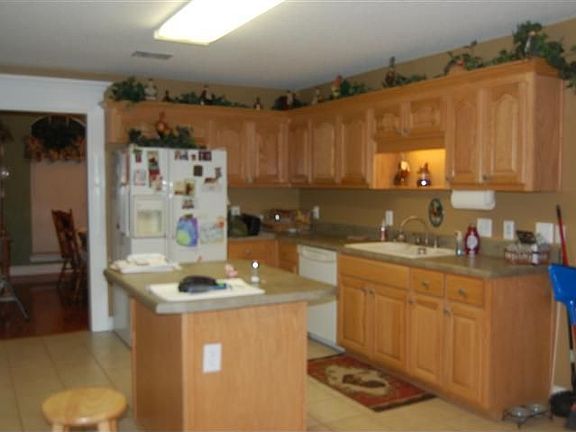 2nd image of 5500 Gardenbrook Blvd