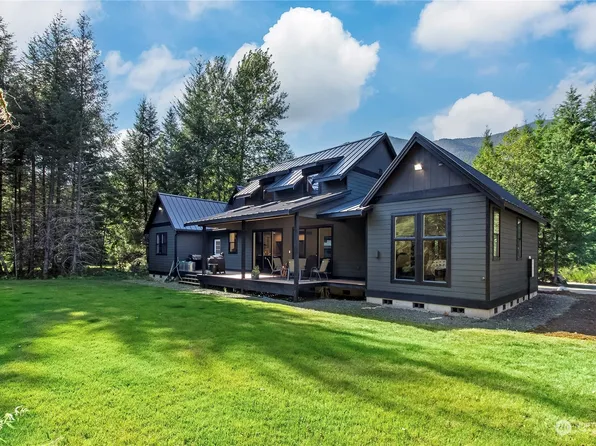 103 Eagle Peak Drive, Packwood, WA 98361