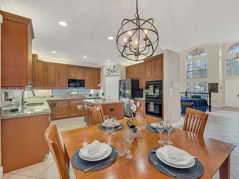 19500 SW 39th Ct — Photo 31