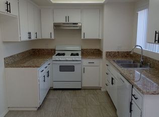 19161 Allegheny Rd APT 2, Apple Valley, CA 92307