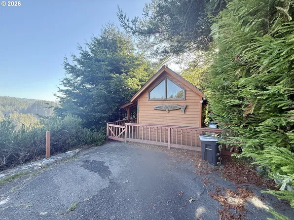 19921 Whaleshead Rd Unit Ov-11, Brookings, OR 97415