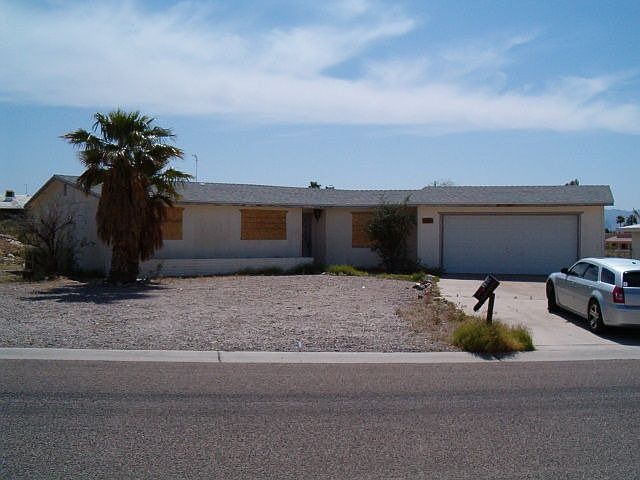 2nd image of 180 Mariposa Dr