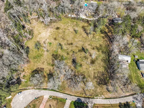 7059 Chandler Bluff Rd, Denham Springs, LA 70706