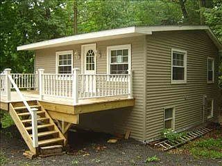 1st image of 6 Marina Dr