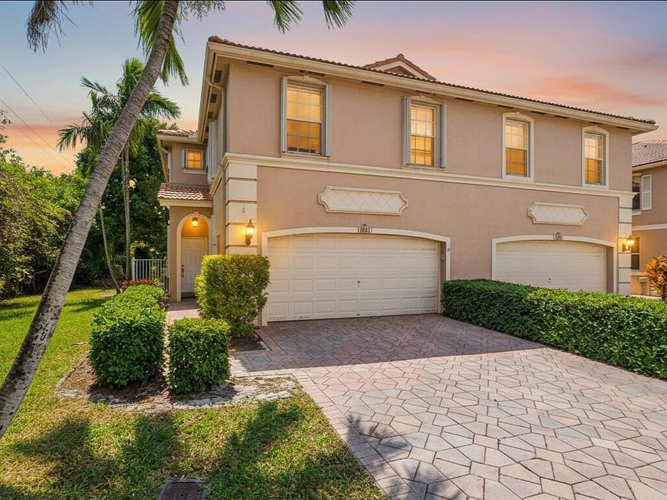 1st image of 3544 Lakewood Place