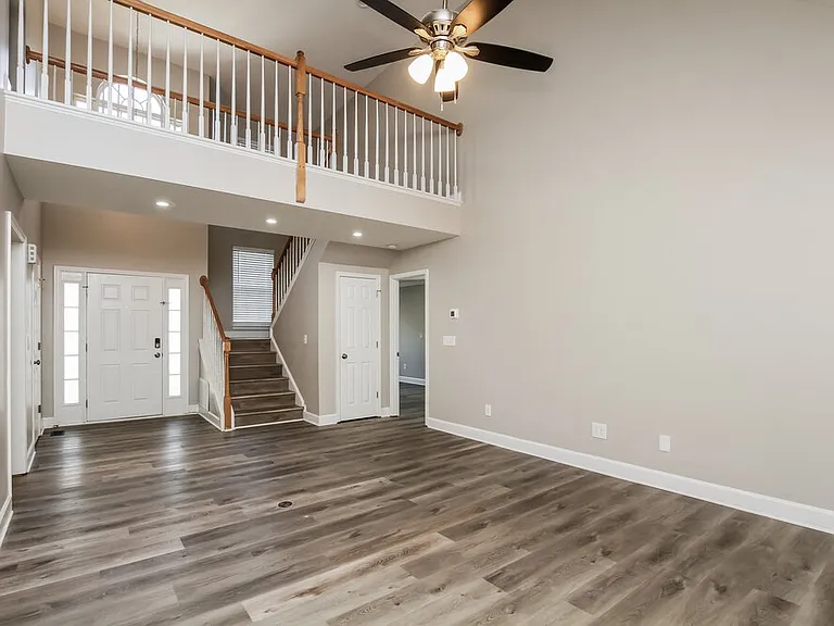 5118 Chestnut Knoll Ln — Photo 4