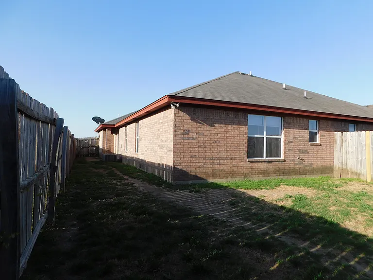 368 Nolan Ridge Dr #B — Photo 19