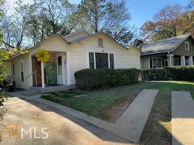1784 Spring Ave photo 1