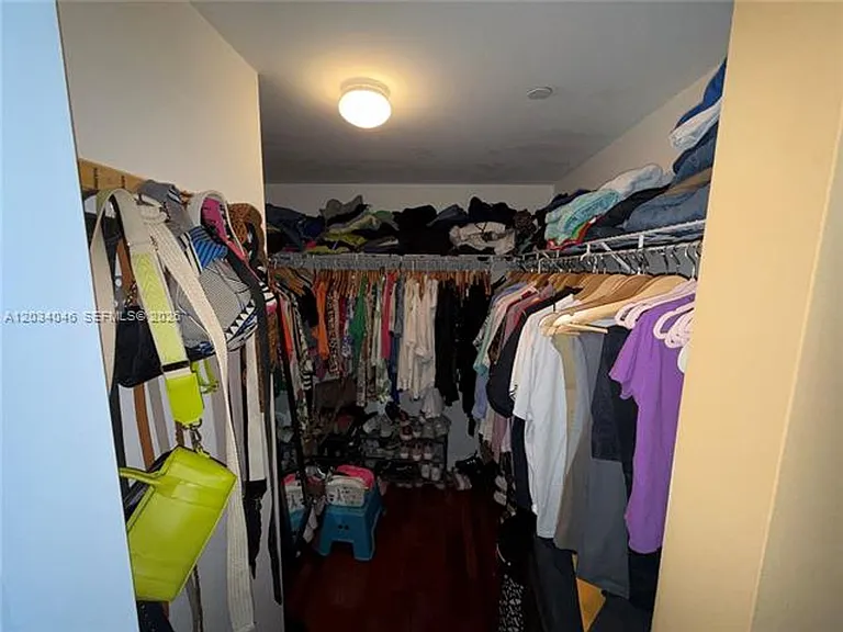 1250 S Miami Avenue Rd #1302 — Photo 15