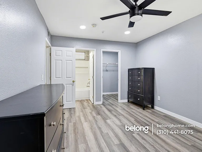 550 Orange Ave #114 — Photo 15