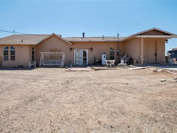 8680 W Bolsa Dr, Golden Valley, AZ 86413