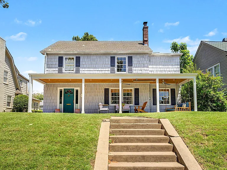 2523 S Cincinnati Ave — Photo 2