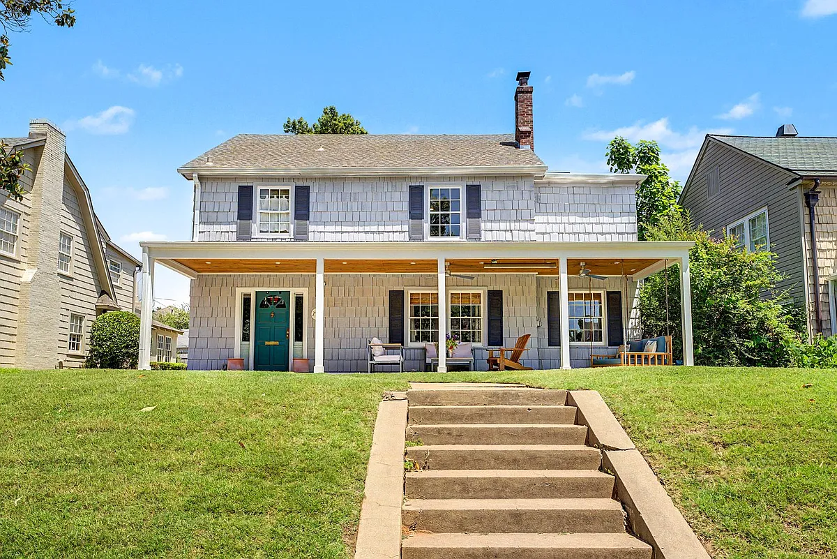 Building Photo - 2523 S Cincinnati Ave