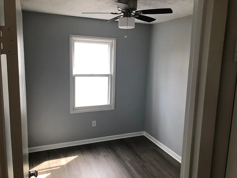 1228 Holmes Ave — Photo 18