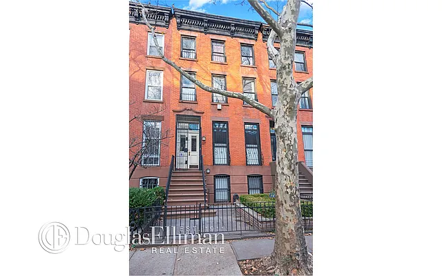 Sold by Douglas Elliman | media 11