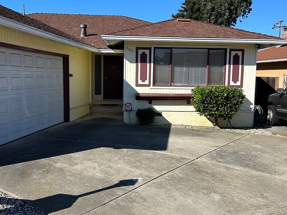 1st image of 3077 Belfast Way