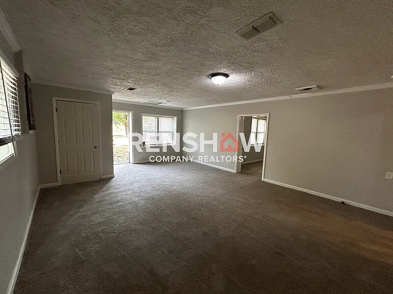 3 bed, 2.0 bath, 1547 sqft, $1,200 — Photo 2