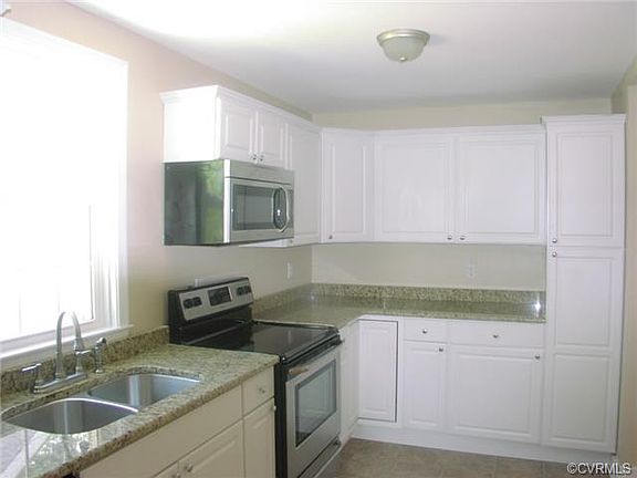 2nd image of 1904 Timberlake Ave