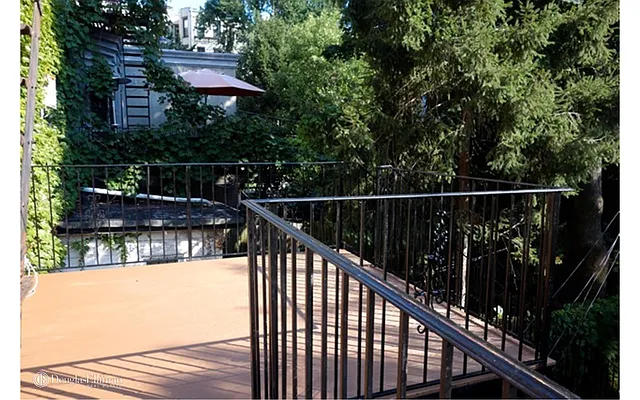 Rented by Douglas Elliman | media 33