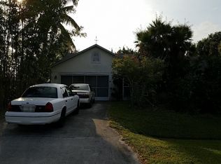 2043 SE Crystal Mist St, Port Saint Lucie, FL 34983