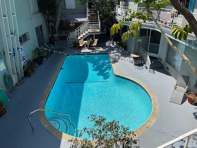 1st image of 941 N San Vicente Blvd