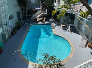 941 N San Vicente Blvd, West Hollywood, CA 90069