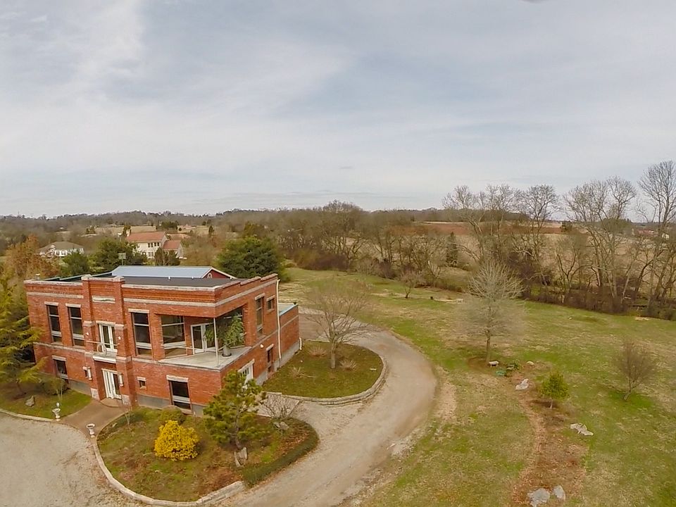 1st image of 1344 Pollard Valley Dr