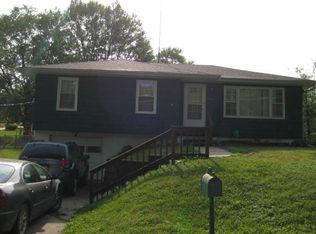 2917 S 29th St, Saint Joseph, MO 64503