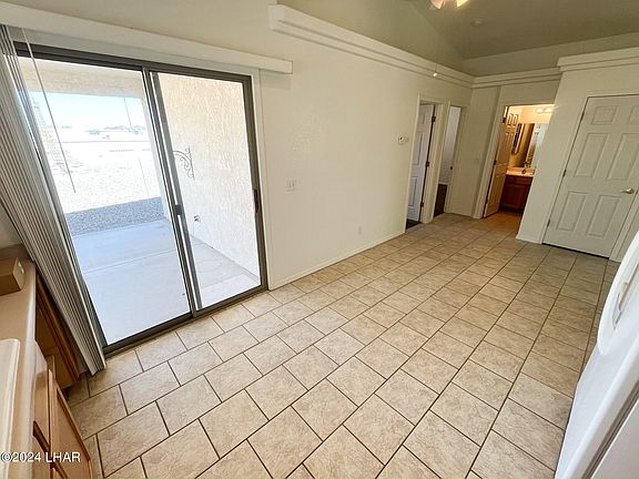 4th image of 2181 Sandwood Dr #101