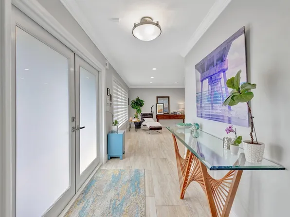 4750 NE 28th Avenue, Fort Lauderdale, FL 33308