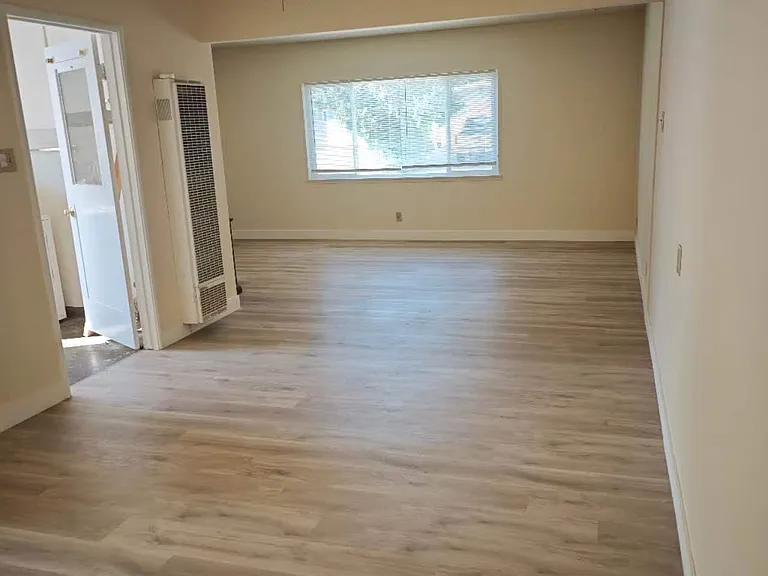 2225 Pamela Dr — Photo 4