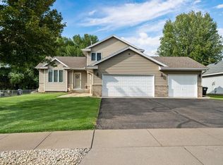 6121 145th Ln NW, Ramsey, MN 55303