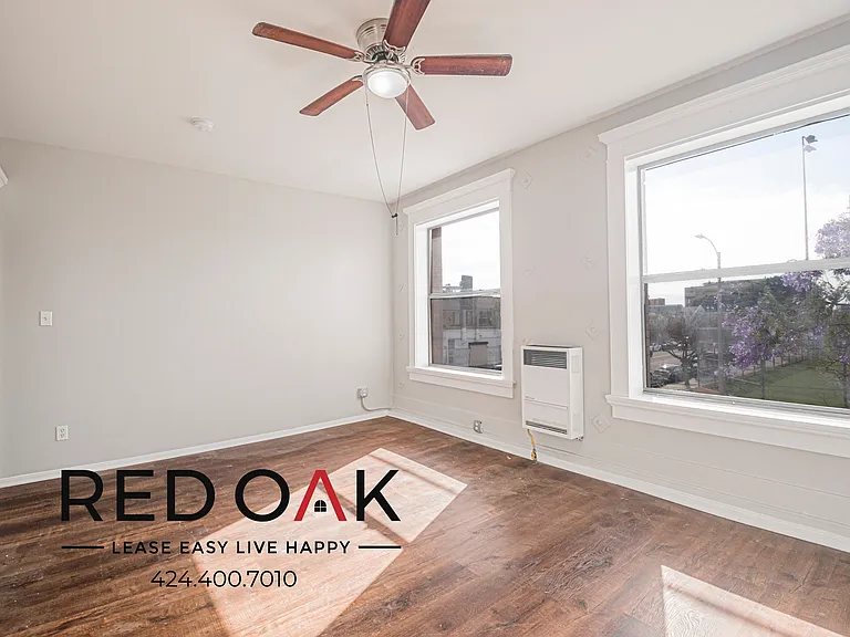 692 Valencia St #208 — Photo 12