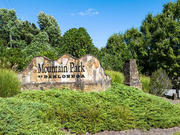 72 Rustin Rdg, Dahlonega, GA