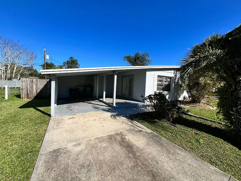 2244 Shelby Dr — Photo 9