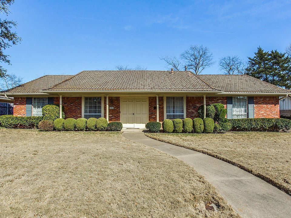 1st image of 653 Parkwood Cir