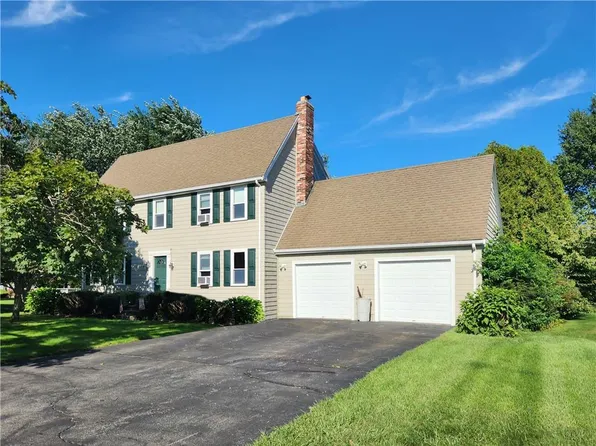54 Turnstone Ln, Seekonk, MA 02771