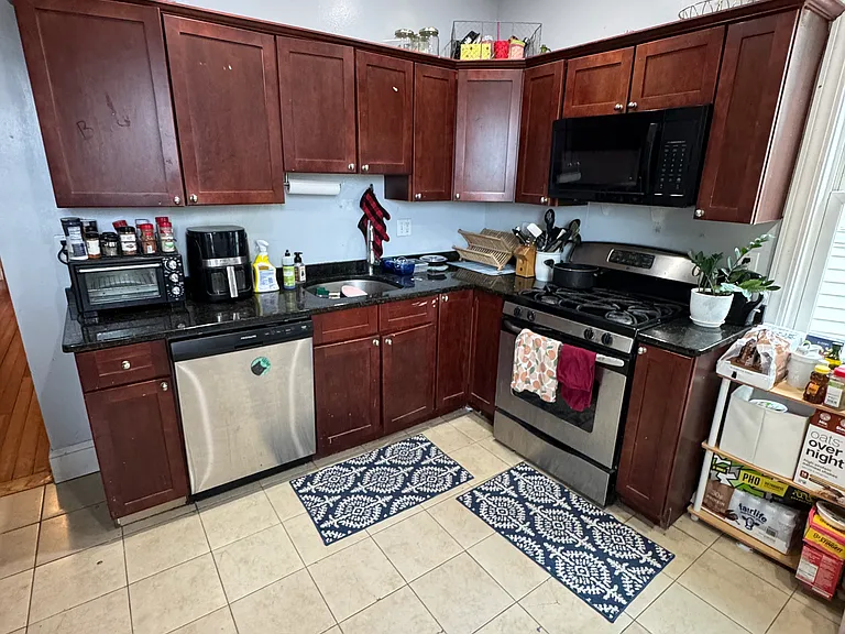 5 Iroquois St #3F — Photo 5