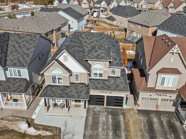 7 Paisley Way, Orangeville, ON L9W 6Z5