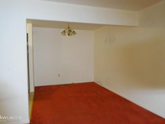 4th image of 8633 Winchester Dr