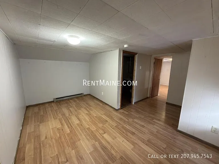 589 Main St #2 — Photo 4
