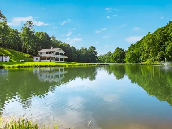 1651 Winding Stairs Road, Nantahala, NC 28781