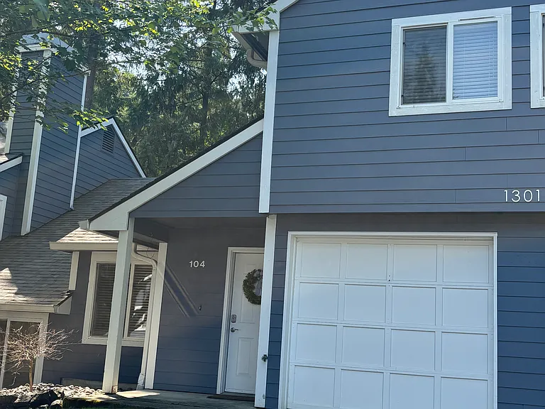 1301 NW Slate Ln #104 — Photo 14