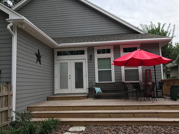 3rd image of 13208 SW 2nd Ave