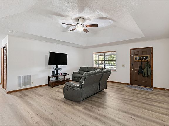 5th image of 248 Liberty Tree Rd
