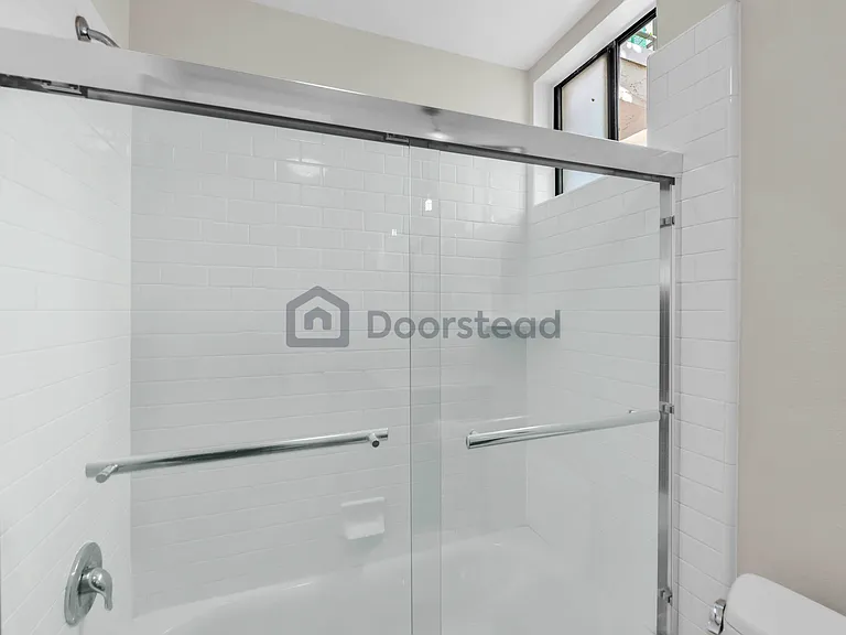837 N West Knoll Dr #205 — Photo 14