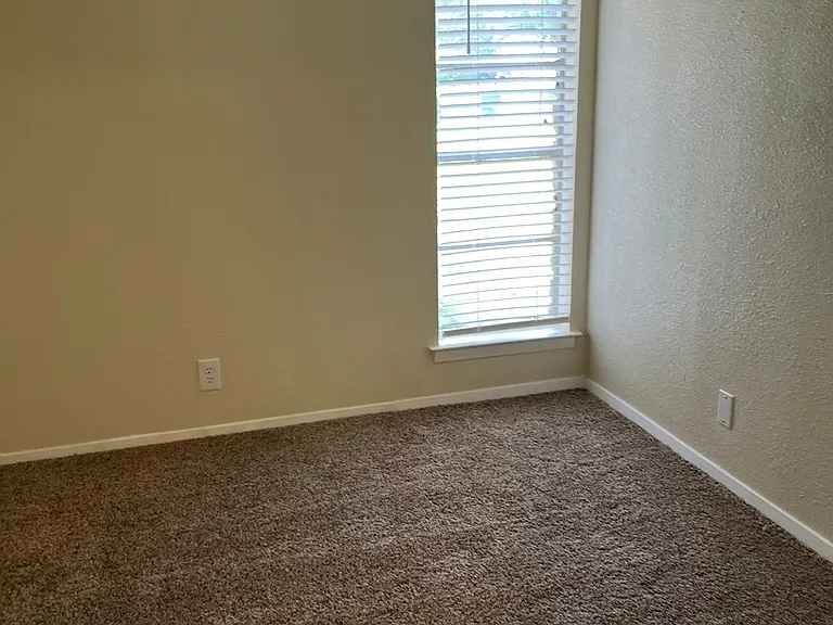 821 Betsy Ross Dr #A — Photo 11