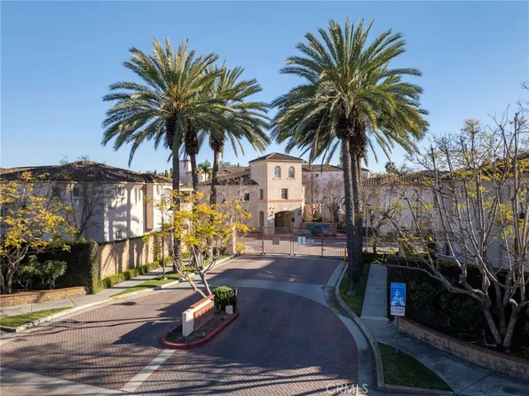 20030 Adams Ave Unit 202, Cerritos, CA 90703